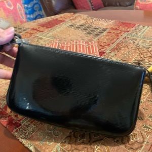 Authentic Louis Vuitton epi electric pochette nm